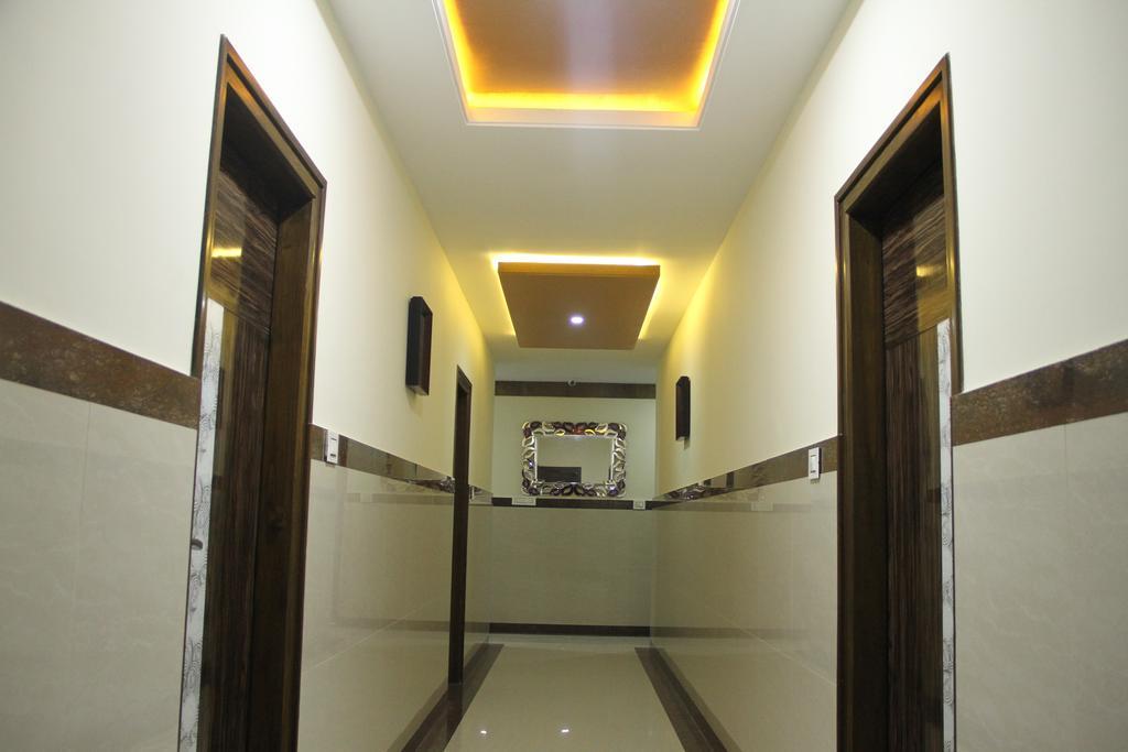 Hotel M.P Temples Inn กุมพาโกนัม ภายนอก รูปภาพ
