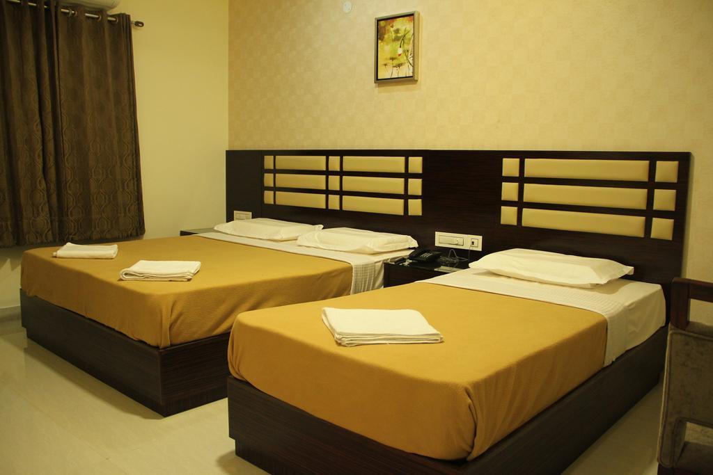 Hotel M.P Temples Inn กุมพาโกนัม ห้อง รูปภาพ