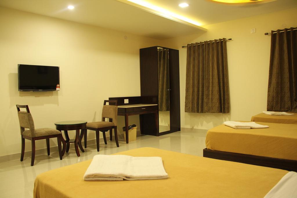 Hotel M.P Temples Inn กุมพาโกนัม ห้อง รูปภาพ